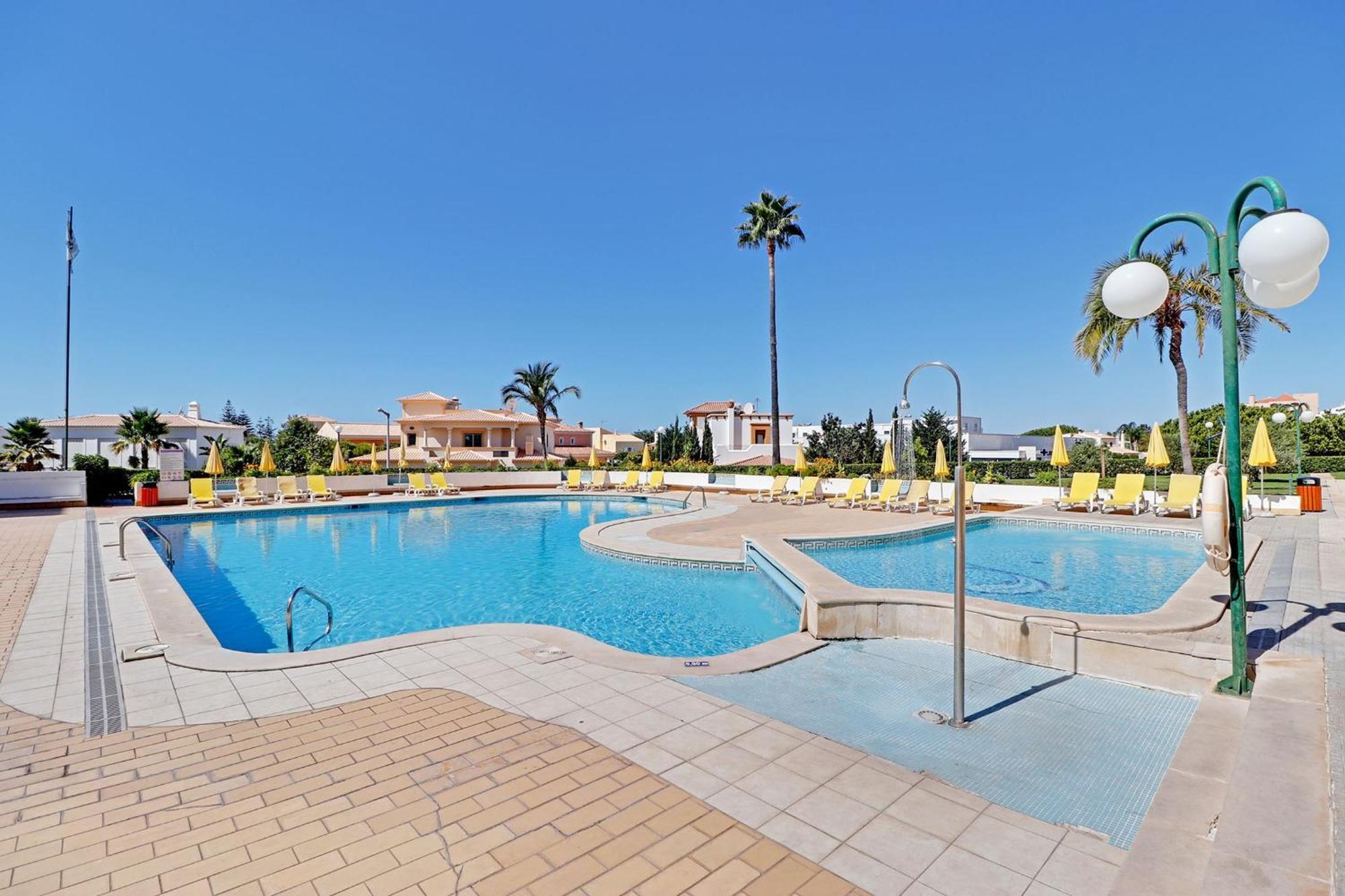 Appartamento Albufeira Concept 2 With Pool By Homing Gale  Esterno foto